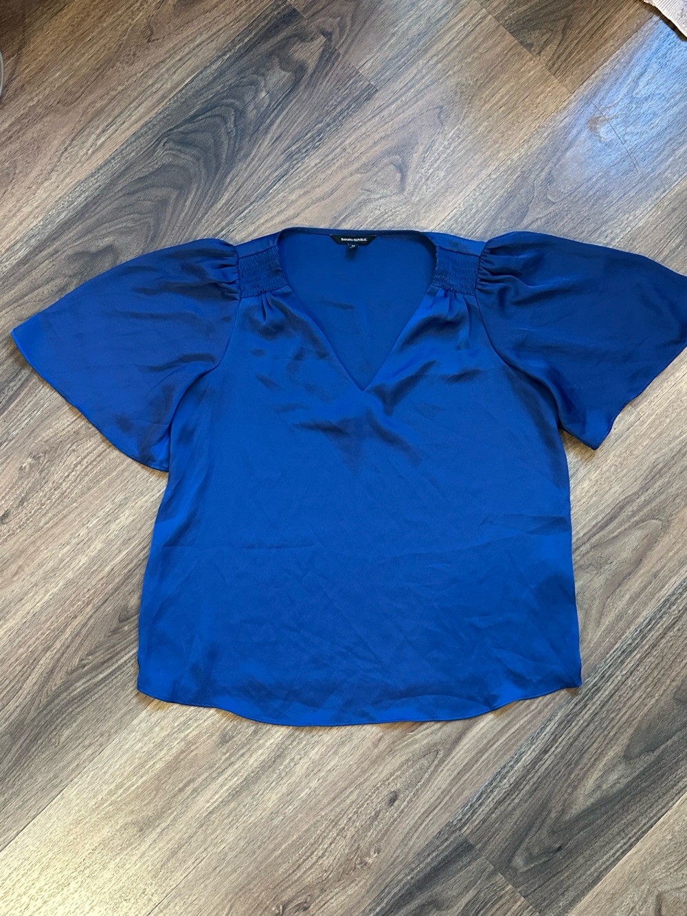 Banana Republic Navy V-Neck Short Sleeve Blouse